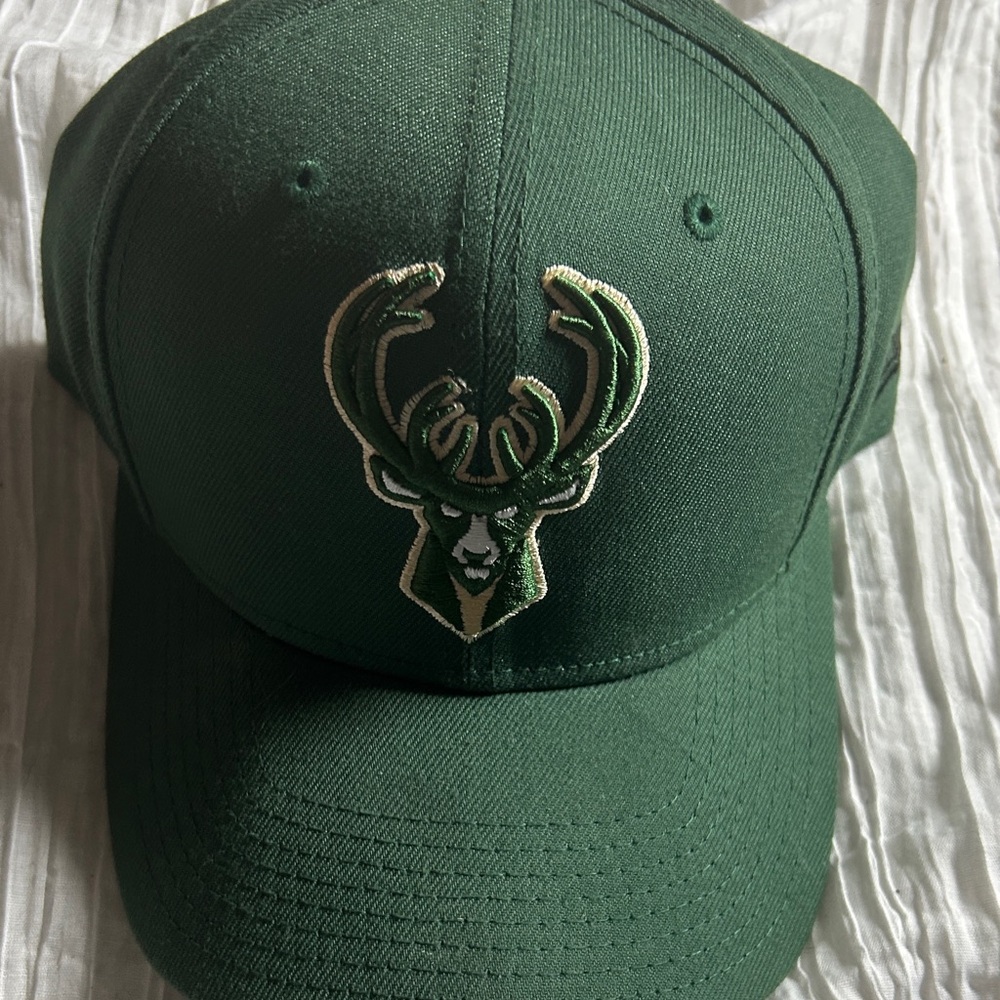 New Era Milwaukee Bucks 9fifty snapback Hat